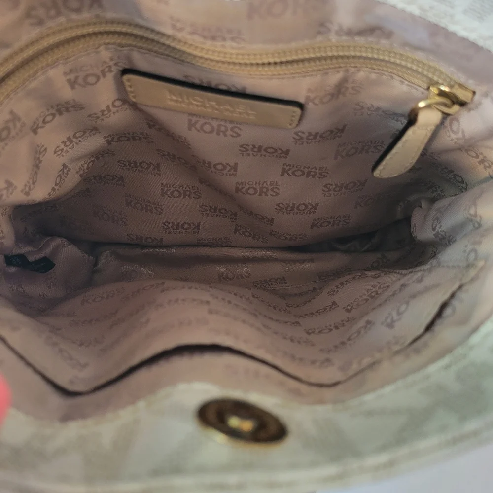 Michael Kors Messenger crossbody bag MK monogram cream/tan